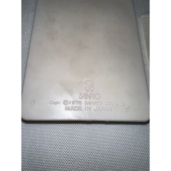 RARE VTG 1976 My Melody SANRIO Pouch Handkerchief Pocket Mirror & Comb Japan - Picture 6 of 15